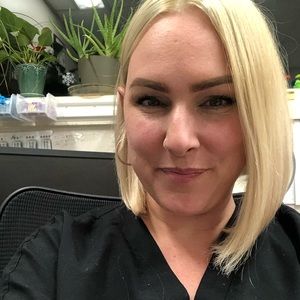 Meet your Posher, Alison